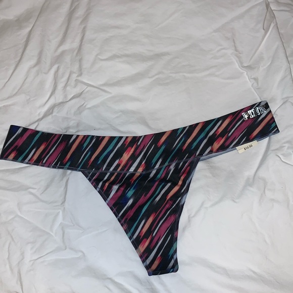 Pink from Victoria’s Secret New with Tag - Picture 1 of 4